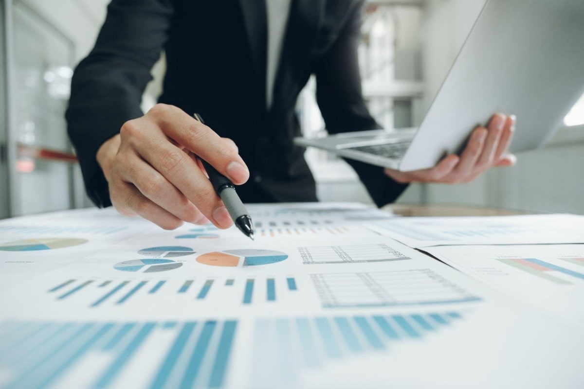 Las ganancias de inversiones son un ejemplo de los ingresos pasivos